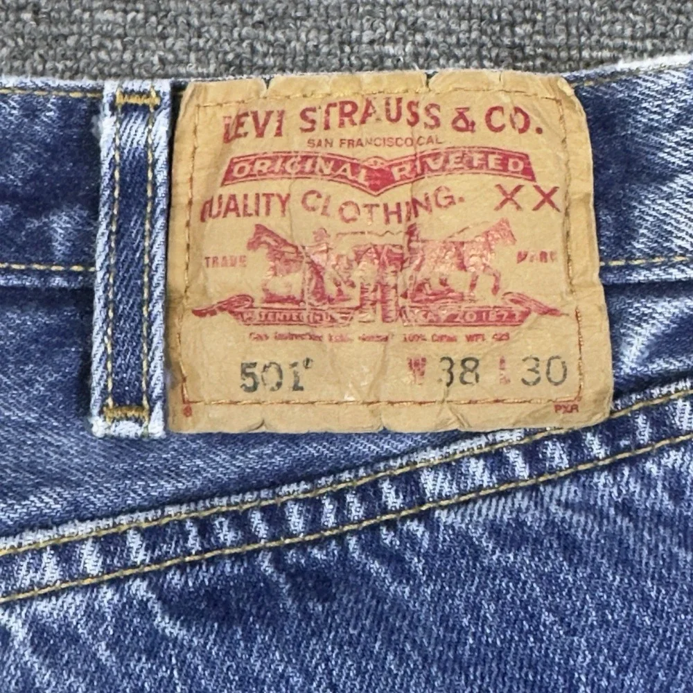 Levi's 501 Jeans Mens 38x30 Blue Denim Button Fly 2003 Y2K Made Guatemala